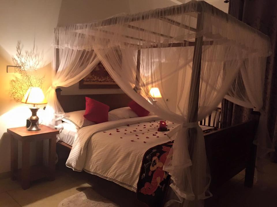 Gangula Villa Канди Екстериор снимка