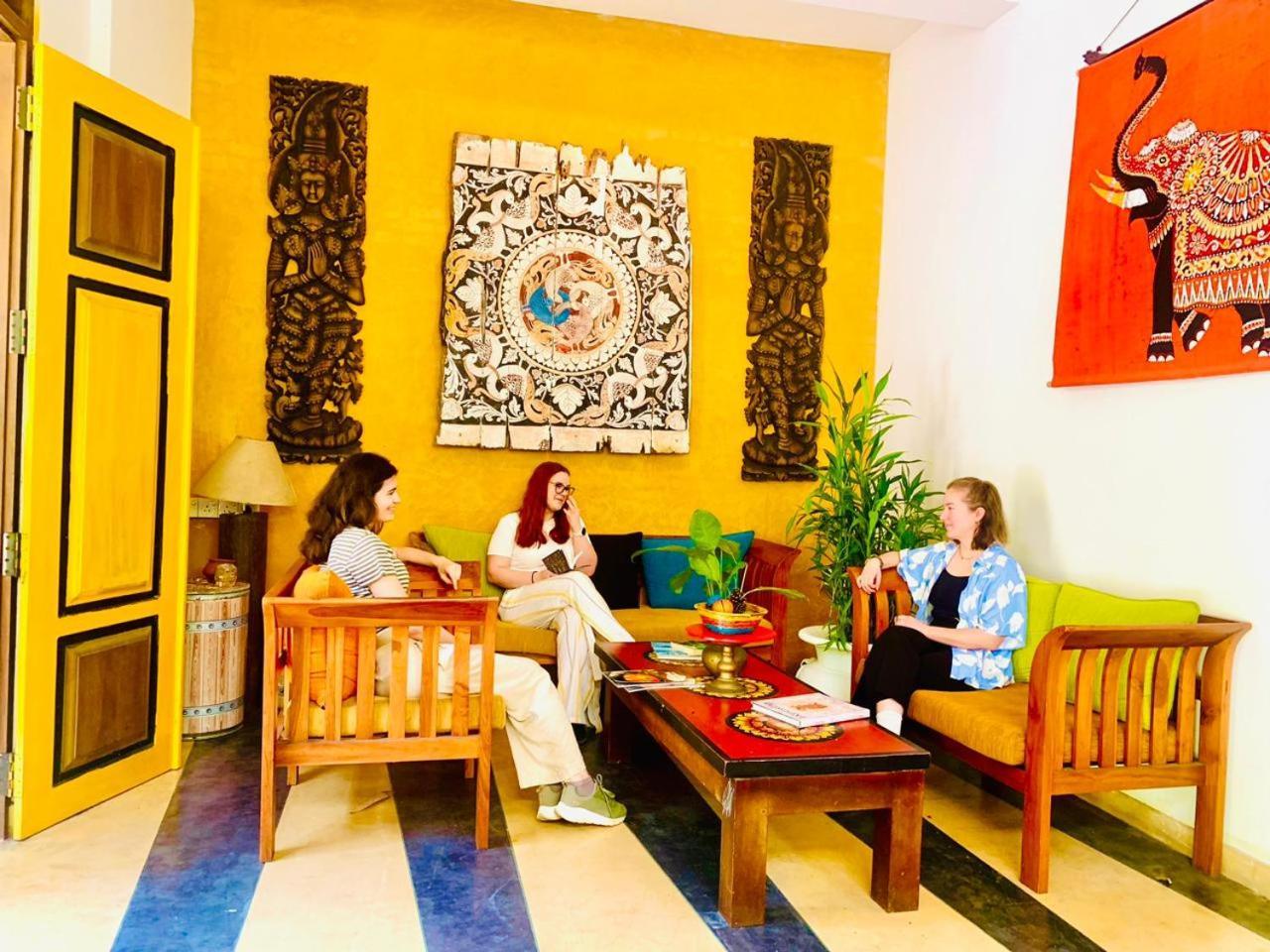 Gangula Villa Канди Екстериор снимка