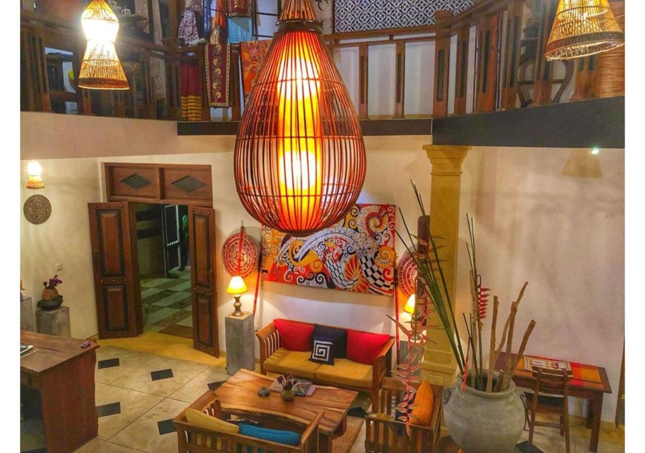 Gangula Villa Канди Екстериор снимка
